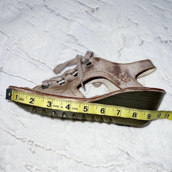 Fly London YIfa Luna Metallic Suede Lace Up Wedge Sandals Size EU 39 Us 8-8.5 - Picture 9 of 10